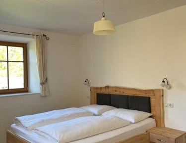 Two-Bedroom Apartment with Mountain View