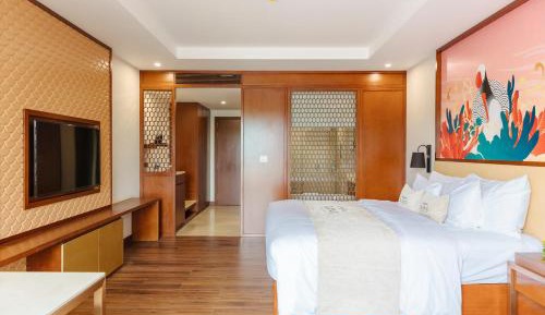 King Room with Mountain View