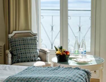 Deluxe Double or Twin Room with Balcony and Lake View