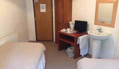 Twin Room with Shared Bathroom