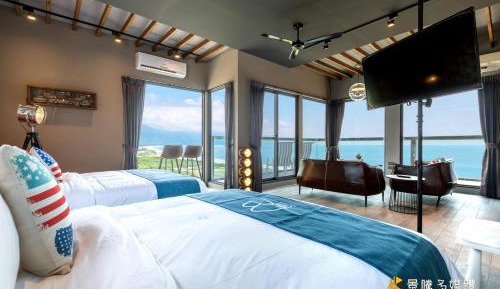 Premium Quadruple Room