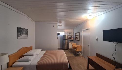 Queen Room