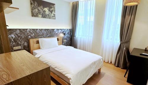 Deluxe Single Room