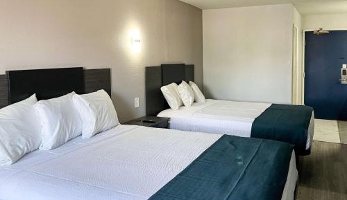 Queen Room with Two Queen Beds
