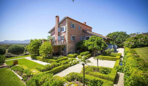 Four-Bedroom Holiday Home