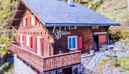 Three-Bedroom Chalet