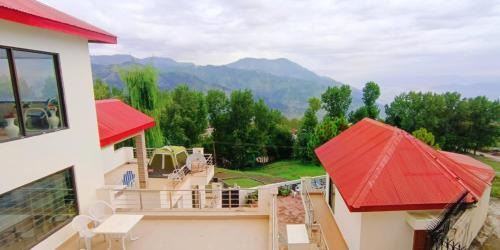 King Room with Mountain View