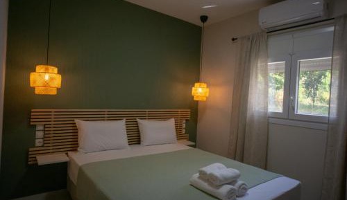 Apartment with Garden View