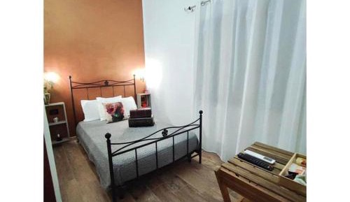 Single Room with Private Bathroom