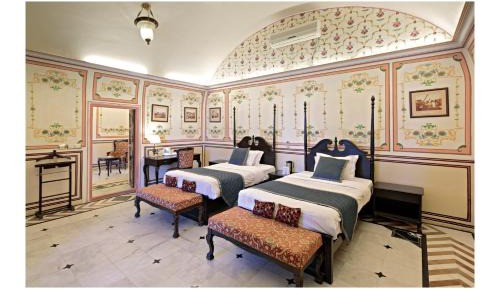 Deluxe Suite- Free early check in by 3 hours (subject to room availability),Complimentary welcome drink,10% discount on Food   