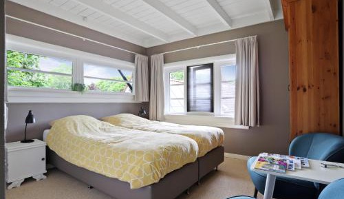 Double or Twin Room with Bathroom