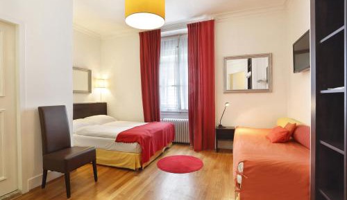 Triple Room