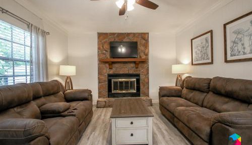 Three-Bedroom Holiday Home 