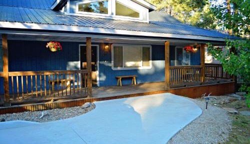 Five-Bedroom Holiday Home