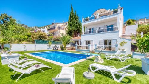 Villa with Sea View