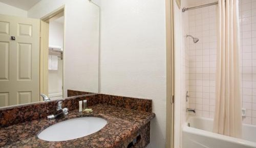 Two Double Beds - Non-Smoking