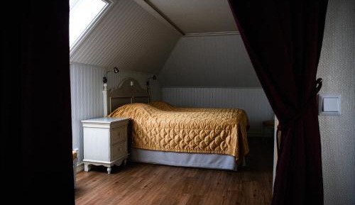 Junior Suite with Garden View