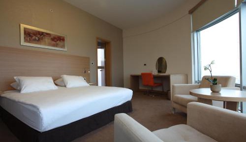 Large Single Room