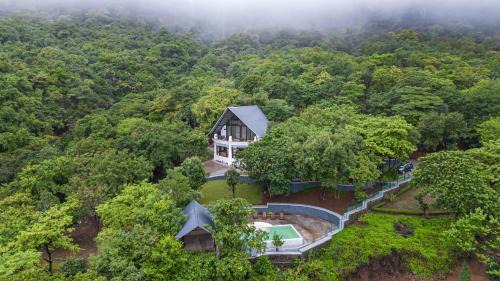 Three-Bedroom Villa with Shared Pool