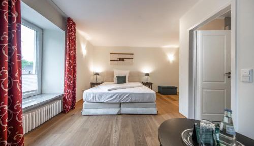 Large Double Room