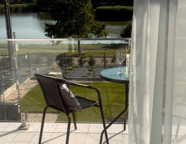 Family Room with Lake View