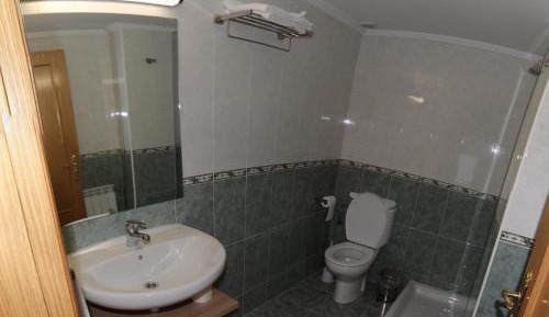 Double Room 1 Double Bed with Private Bathroom 