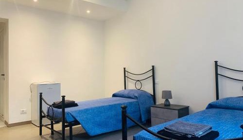 Twin Room with Private Bathroom