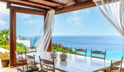 Villa with Sea View