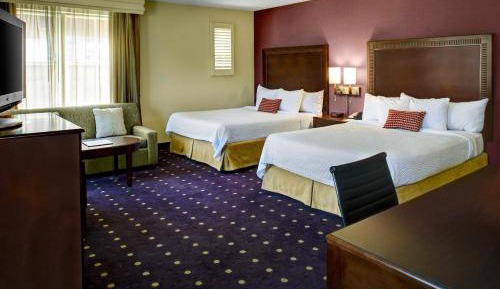 Superior Queen Room with Two Queen Beds