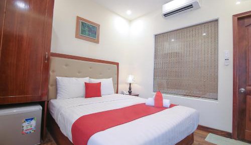Standard Queen Room