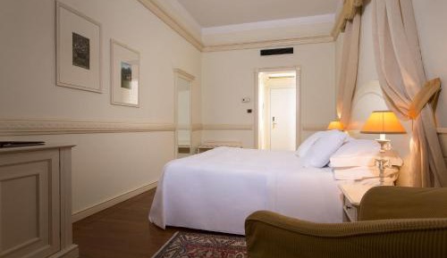 Standard Double Room with Sea View