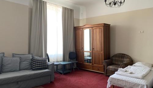 Studio Apartment