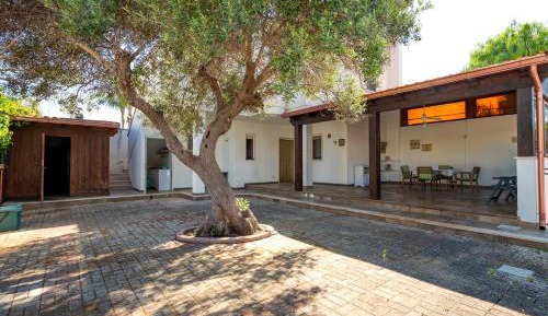 Villa with Sea View
