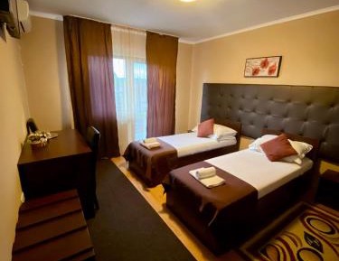 Economy Twin Room