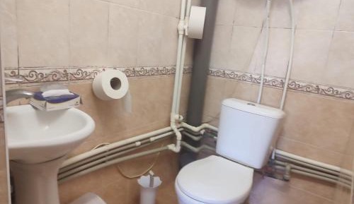 Deluxe Double Room (2 Adults + 1 Child)
