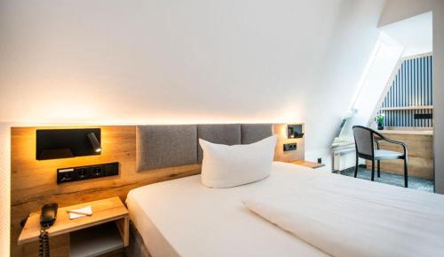 Superior Single Room