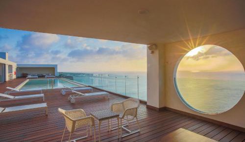 Classic Guest room 1 King Ocean View