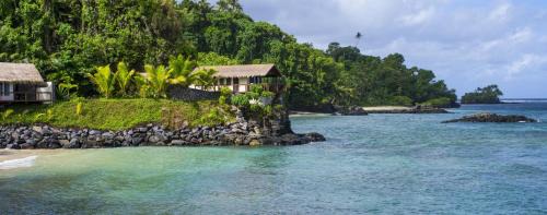 Luxury Beachfront Villa