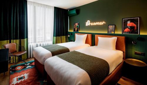 Renovated Deluxe Twin Room