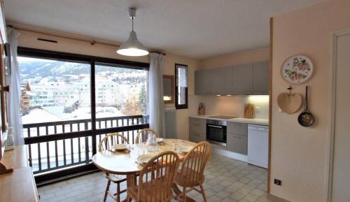 Apartment (5 Adults)