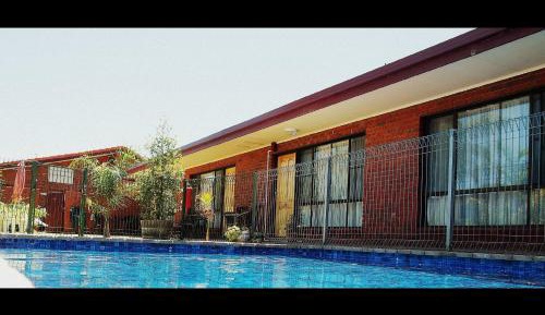 Deluxe single or double room