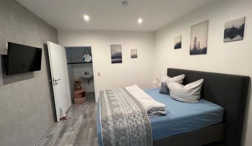 Double Room with Private Bathroom