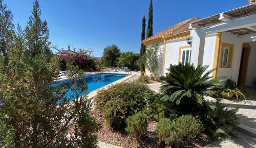 Villa with Garden View