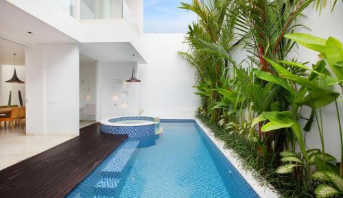 Royal Three-Bedroom Villa with Private Pool 