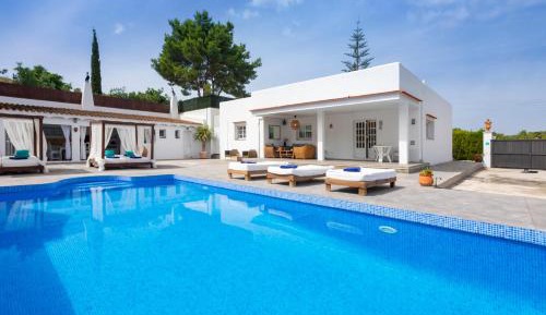 Five-Bedroom Villa