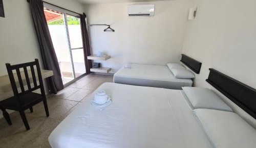 Quadruple Room with Lake View