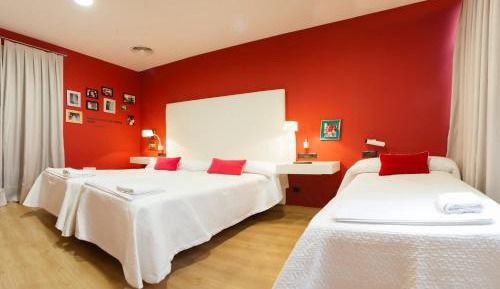 Triple Room with Private Bathroom