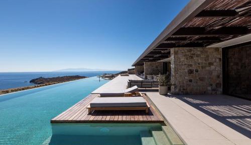 10 Bedroom Villa with Private Pool