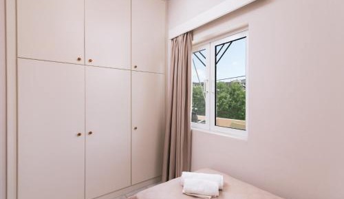Studio with Balcony