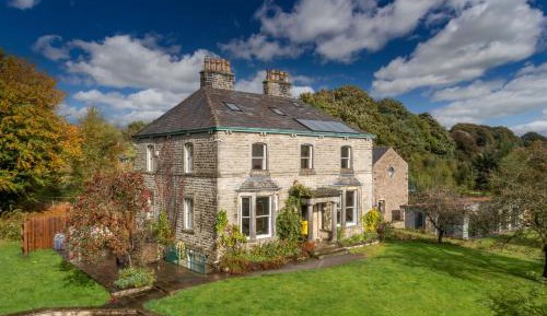 Seven-Bedroom House
